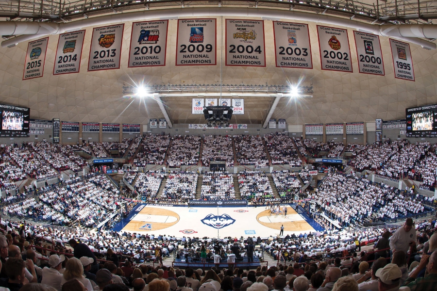 crowd in Gampel pavillion