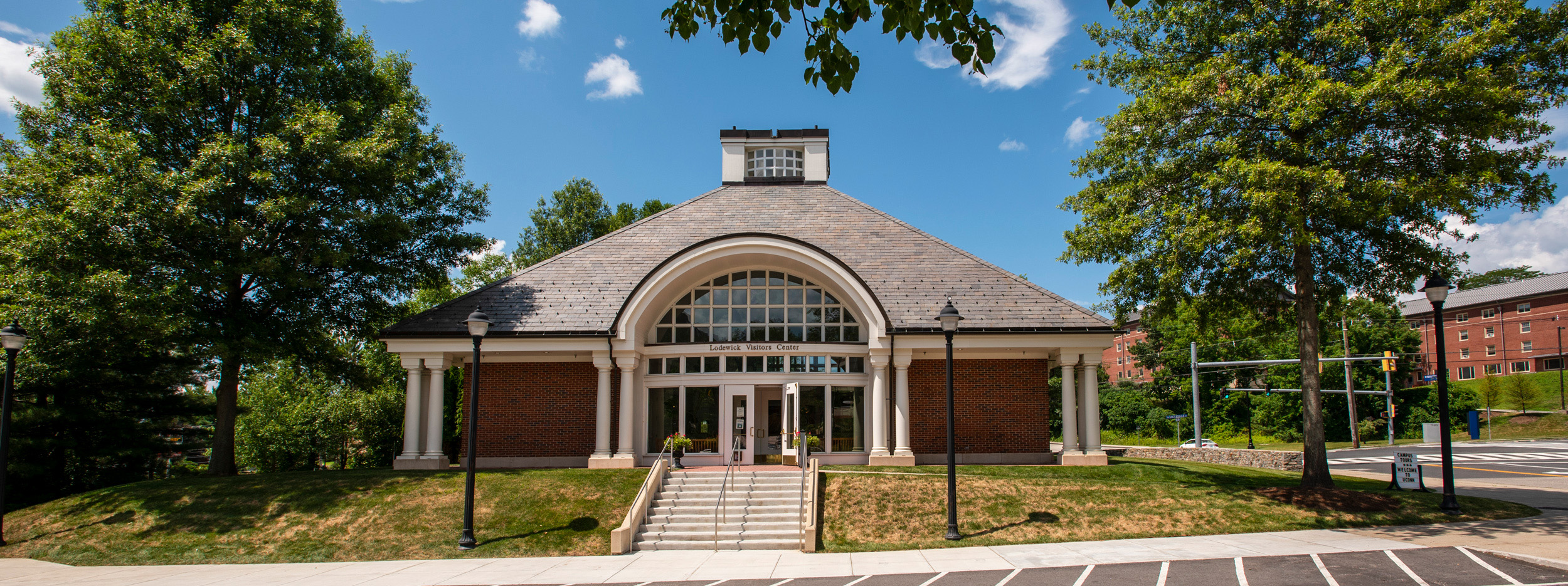 Lodewick Visitor Center, Storrs Campus